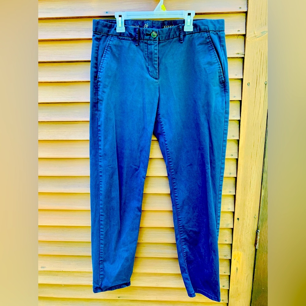 Navy blue khaki gap cropped pants